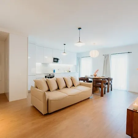 Apartment Anjos 3ºr Lissabon